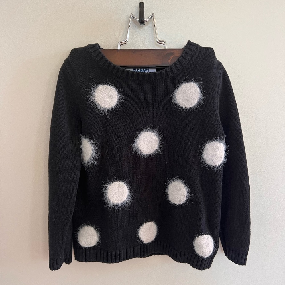 Old navy polka dot knitted sweater